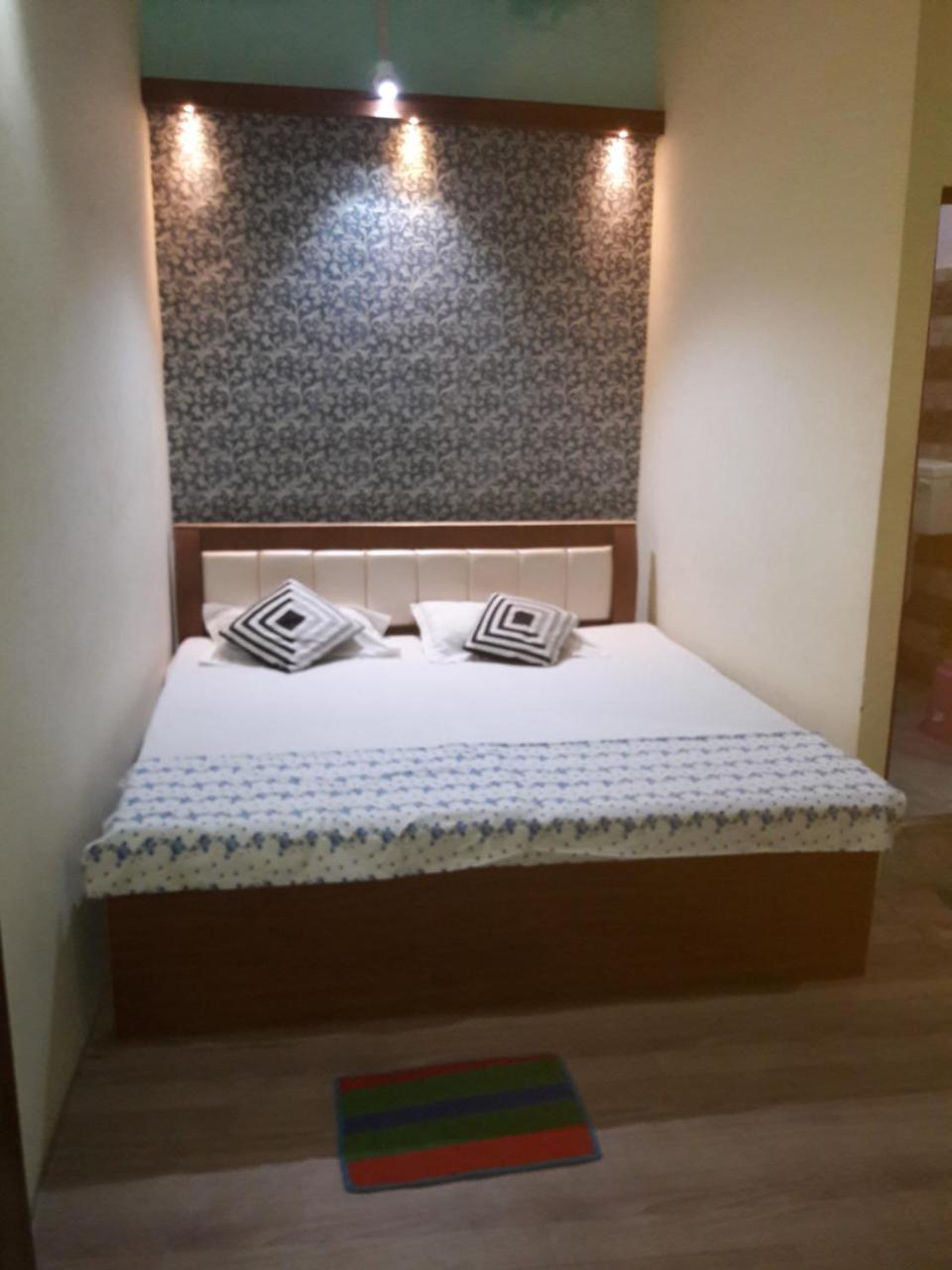 Buddha Guest House Varanasi Ngoại thất bức ảnh