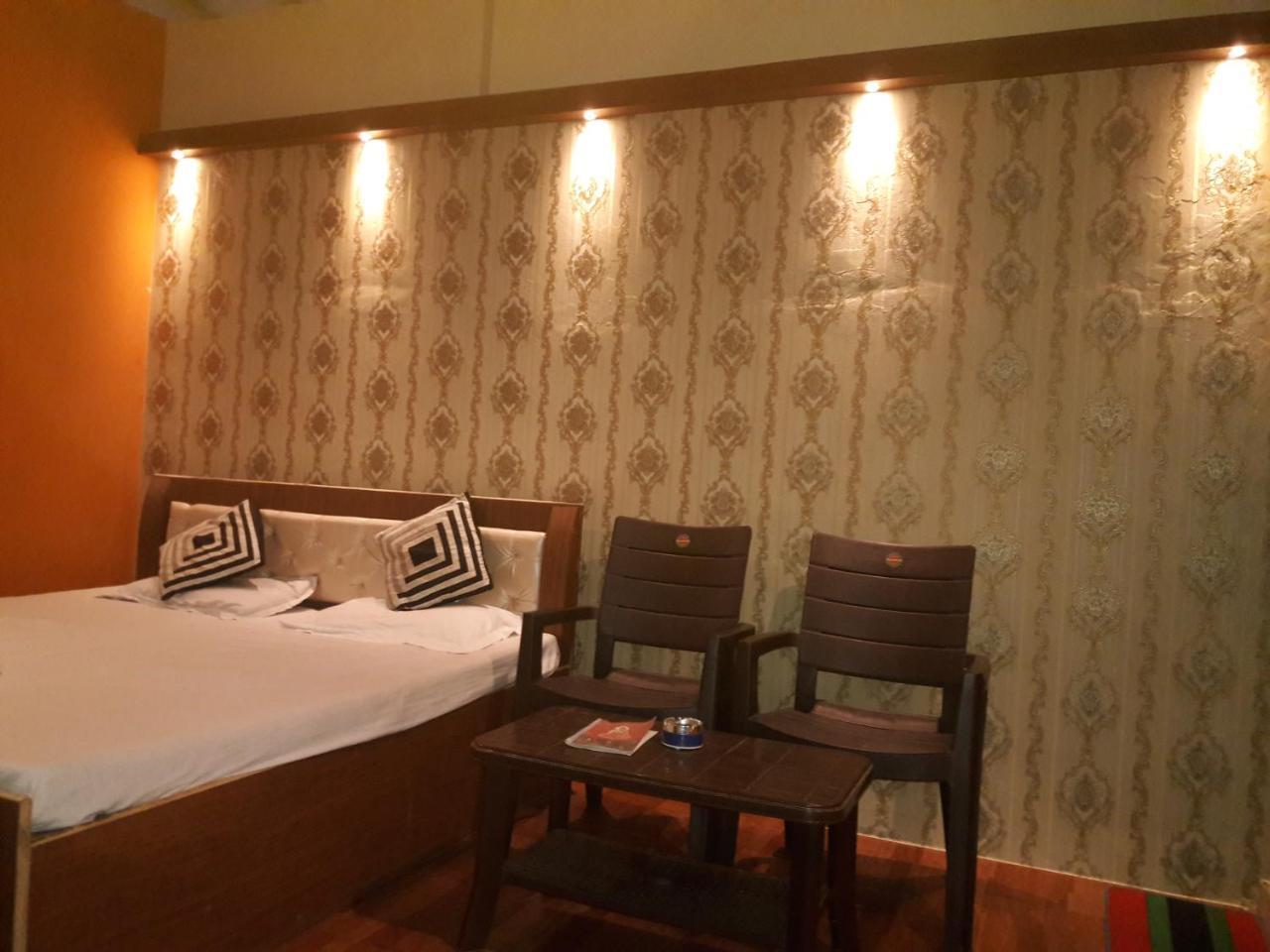 Buddha Guest House Varanasi Ngoại thất bức ảnh