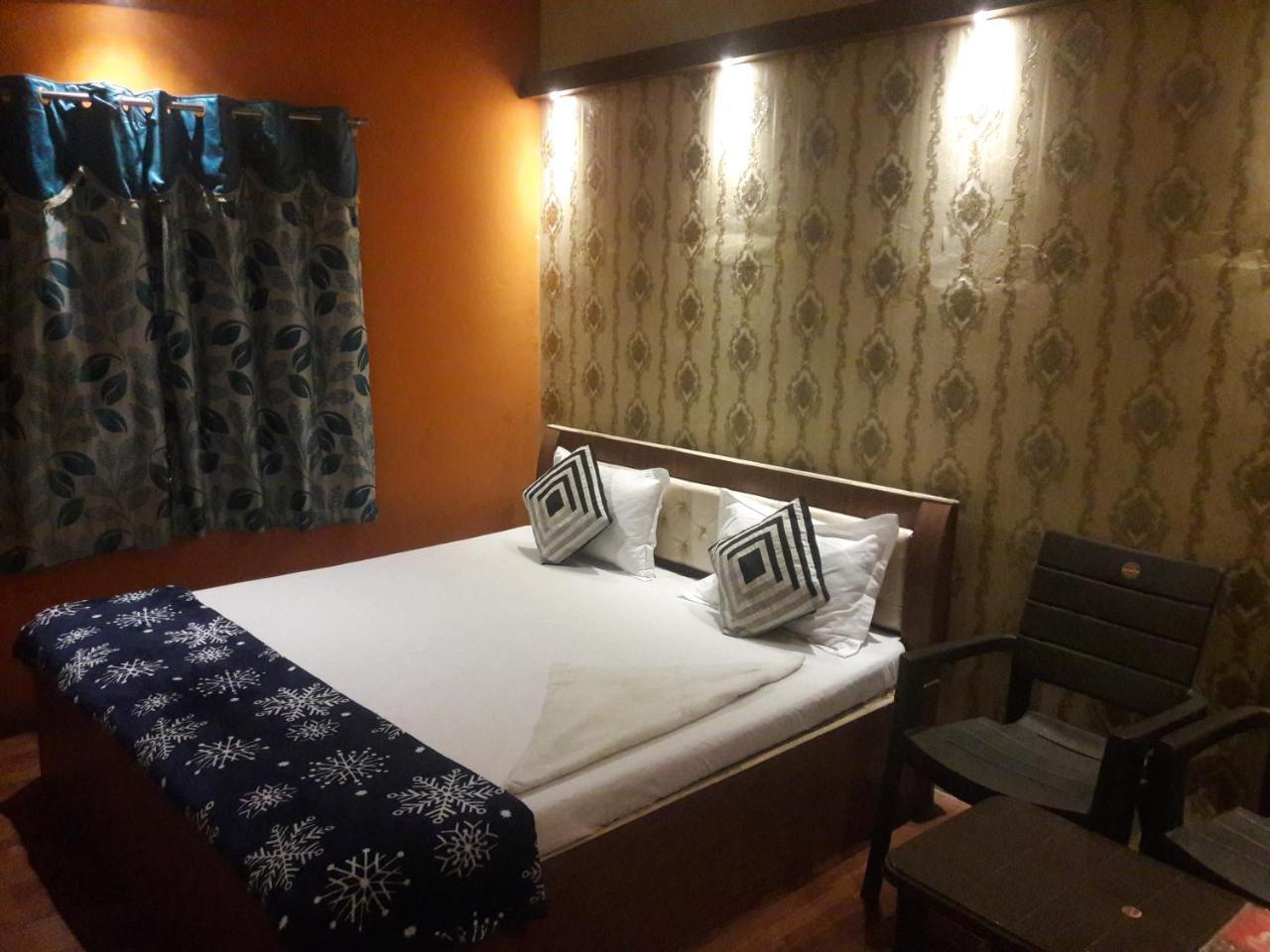 Buddha Guest House Varanasi Ngoại thất bức ảnh