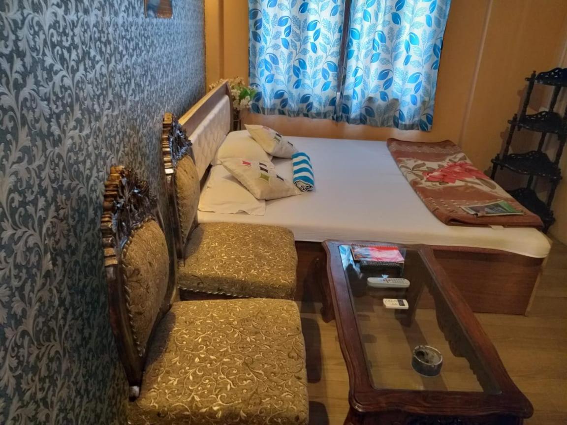 Buddha Guest House Varanasi Ngoại thất bức ảnh